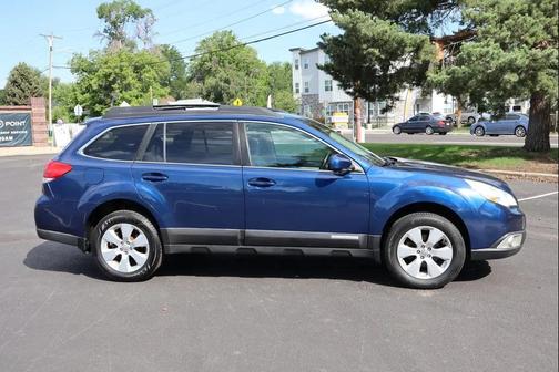 2010 Subaru Outback 2.5 i Premium