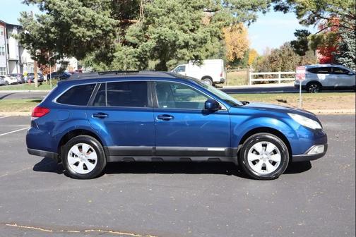 2011 Subaru Outback 2.5 i Limited
