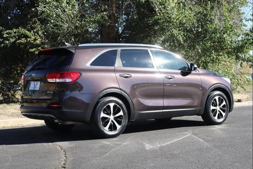 2018 Kia Sorento EX