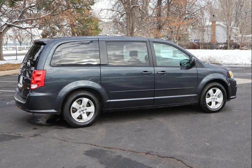 2014 Dodge Grand Caravan AVP/SE