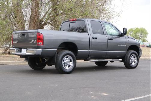Gray 2004 Dodge Ram 2500 SLT Quad Cab