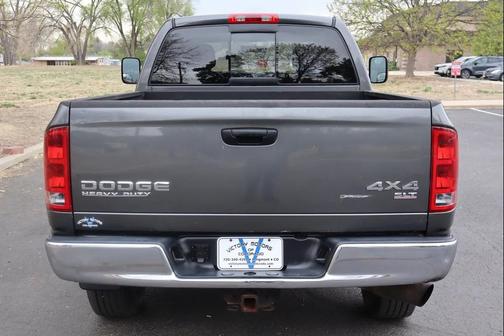 Gray 2004 Dodge Ram 2500 SLT Quad Cab