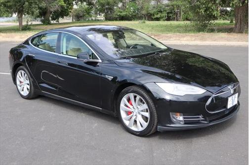 2014 Tesla Model S 85