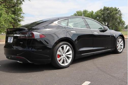 2014 Tesla Model S 85