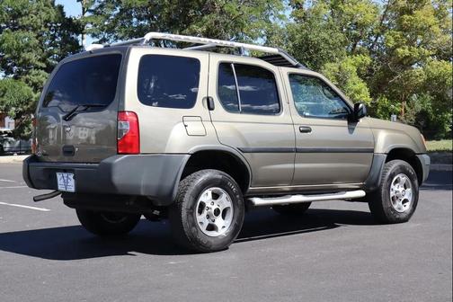 2001 Nissan Xterra XE