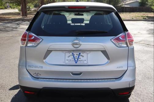 Brilliant Silver 2015 Nissan Rogue S