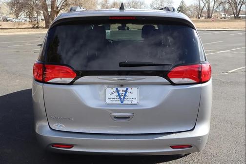 2021 Chrysler Voyager LXI