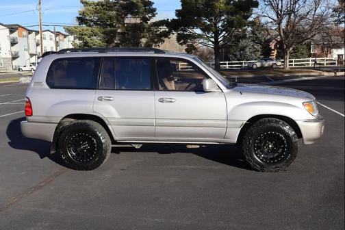 1999 Toyota Land Cruiser Base