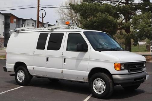 2007 Ford E250 Base
