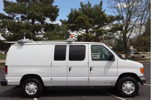 2007 Ford E250 Base