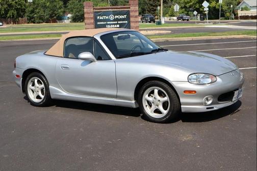 1999 Mazda MX-5 Miata Base