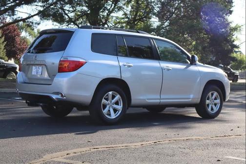 Black 2008 Toyota Highlander Base