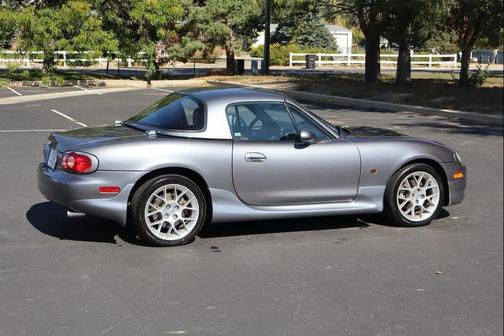 2002 Mazda MX-5 Miata SE