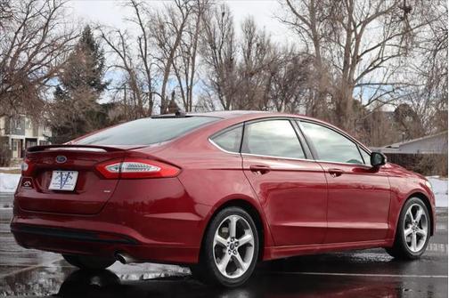 2015 Ford Fusion SE