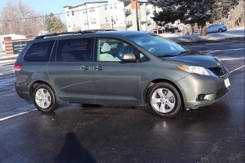 2014 Toyota Sienna 
