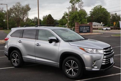 2018 Toyota Highlander LE