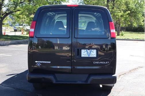 2006 Chevrolet Express 1500 Base