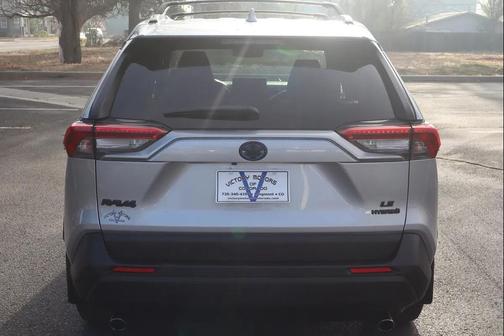 Silver Sky Metallic 2021 Toyota RAV4 Hybrid LE