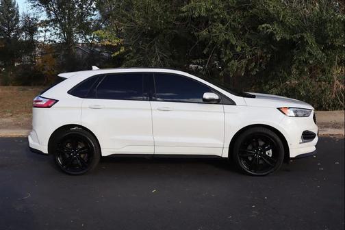 2020 Ford Edge ST