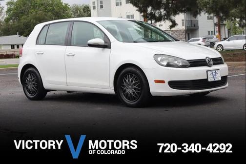 Candy White 2013 Volkswagen Golf 2.5L