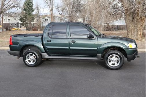2004 Ford Explorer Sport Trac XLS