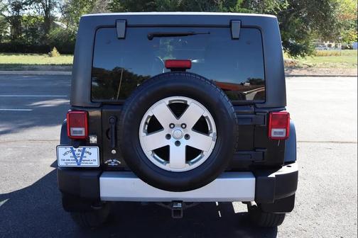 2011 Jeep Wrangler Unlimited Sahara