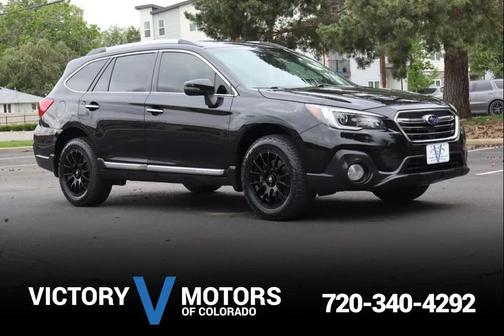 Crystal Black Silica 2018 Subaru Outback 2.5i Touring