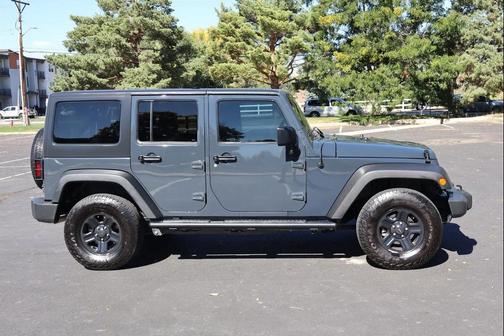2017 Jeep Wrangler Unlimited Sport