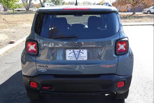2016 Jeep Renegade Trailhawk