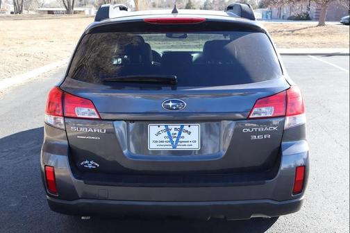 2011 Subaru Outback 3.6 R Limited