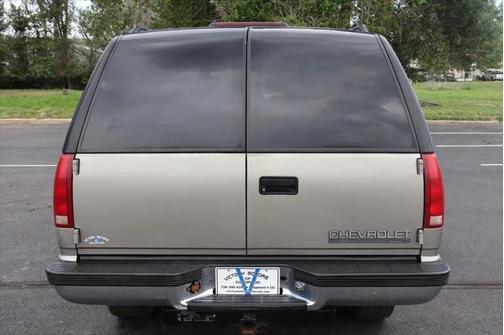 1999 Chevrolet Suburban K2500