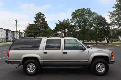1999 Chevrolet Suburban K2500