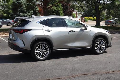 Atomic Silver 2025 Lexus NX 350 Premium