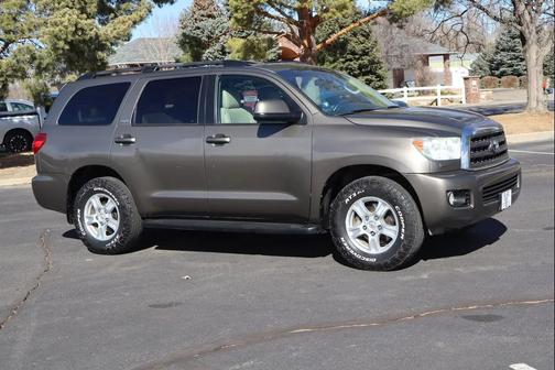 2012 Toyota Sequoia SR5