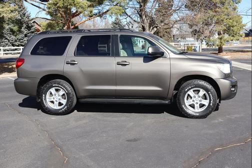 2012 Toyota Sequoia SR5