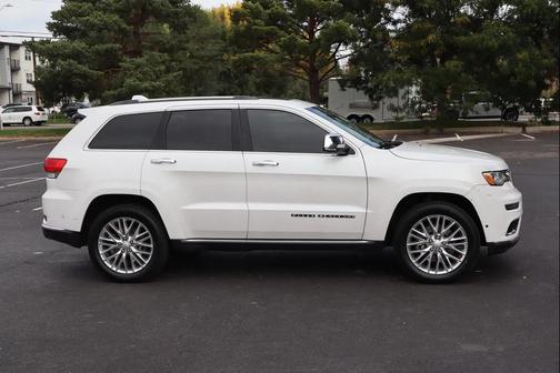 2018 Jeep Grand Cherokee Summit