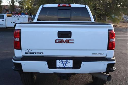 2015 GMC Sierra 2500 Denali