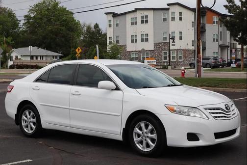 2011 Toyota Camry LE