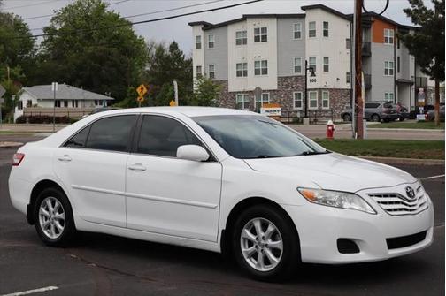 2011 Toyota Camry LE
