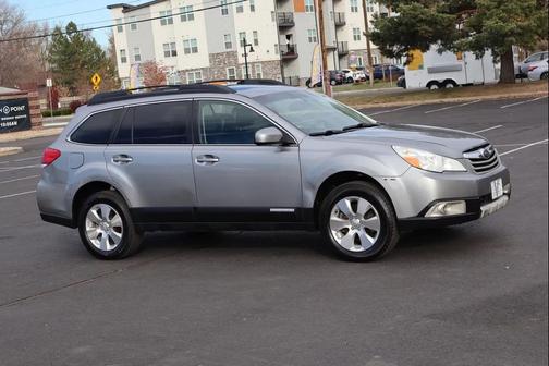 2010 Subaru Outback 3.6 R Limited