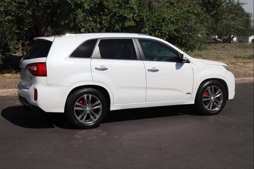 Snow White Pearl 2014 Kia Sorento SX