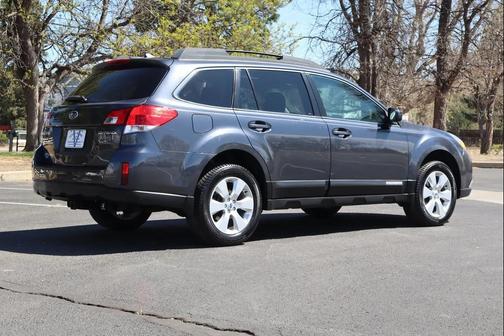 Graphite Grey Metallic 2012 Subaru Outback 2.5i Limited