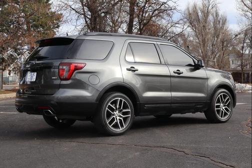 2016 Ford Explorer Sport