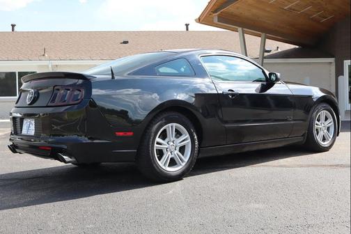 2014 Ford Mustang V6
