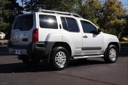 2015 Nissan Xterra S