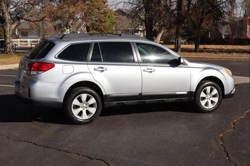 2012 Subaru Outback 2.5i