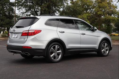 2014 Hyundai SANTA FE GLS