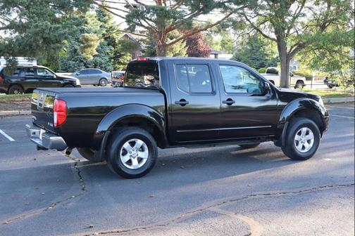 Black 2012 Nissan Frontier SV