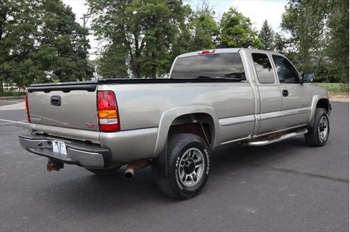 2002 GMC Sierra 2500 SLT H/D Extended Cab