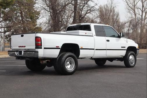 1997 Dodge Ram 3500 ST